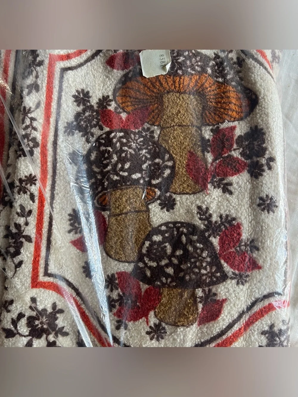 Vintage NOS Mushroom Kitchen Hand Towels Lot Of 3